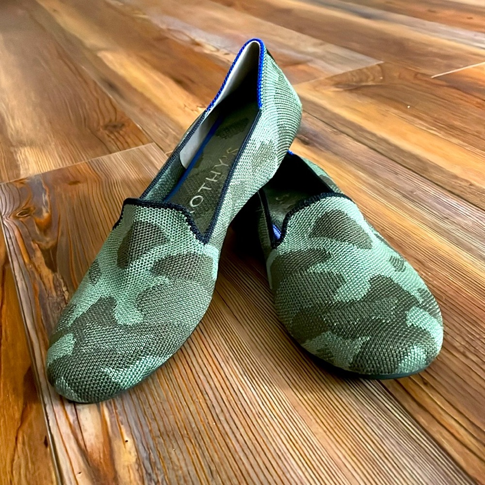Rothy’s flats - army print slip on